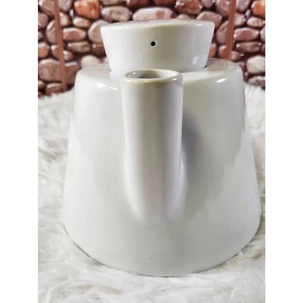 Ikea White Modern Style Tea Pot with Handle and Locking Lid Classic Large